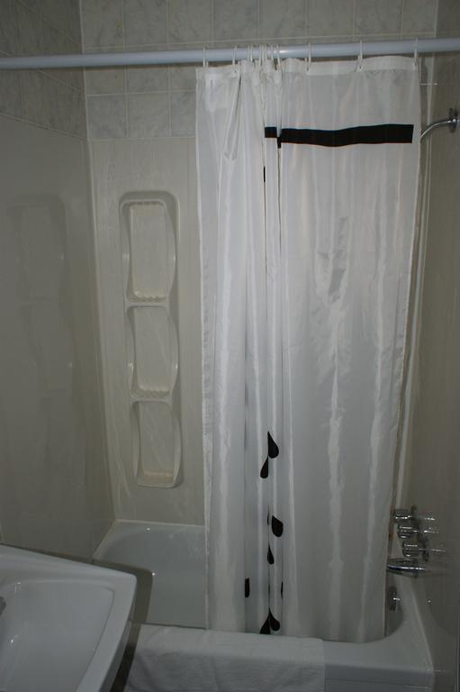 Motel Le Victo Victoriaville Exterior photo